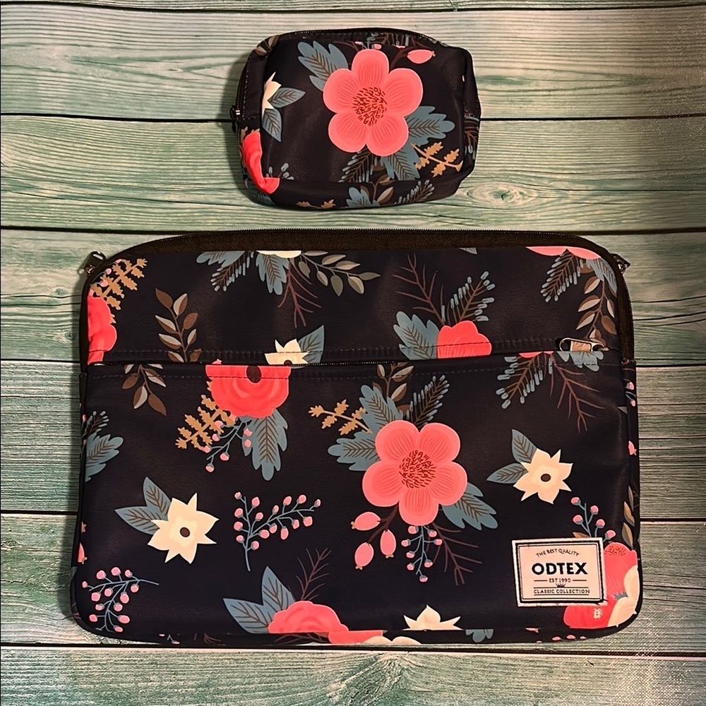 Floral Laptop Sleeve and Accessory Pouch - Black with Pink Flowers